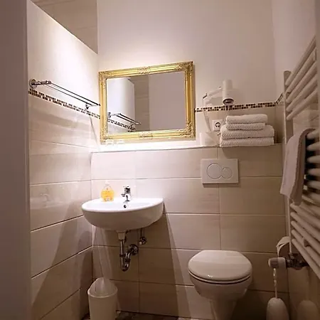 Gruner Kranz Hotel 3*